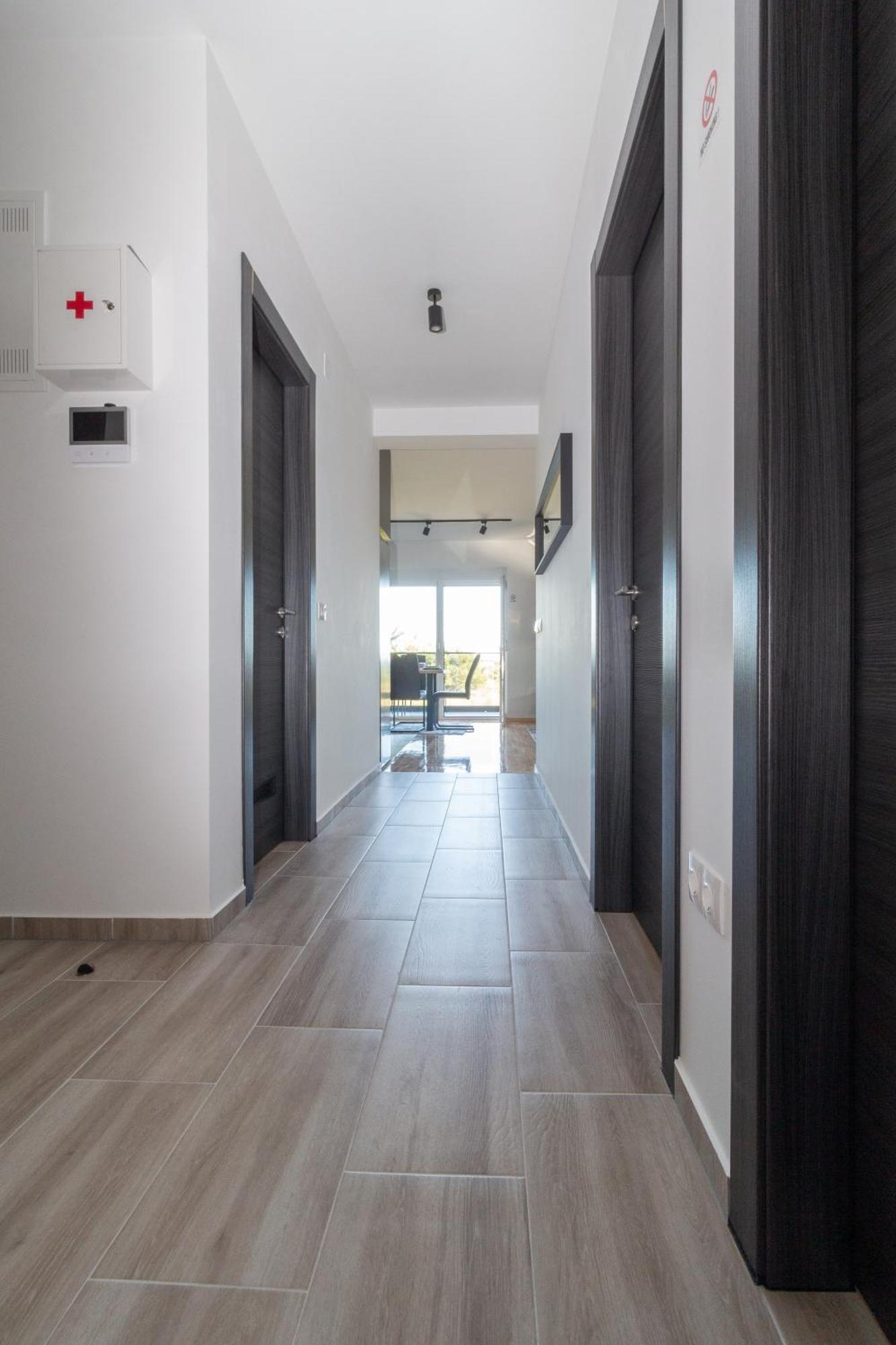 Modern And Spacious Apartment Helena Near The Beach Privlaka  Buitenkant foto