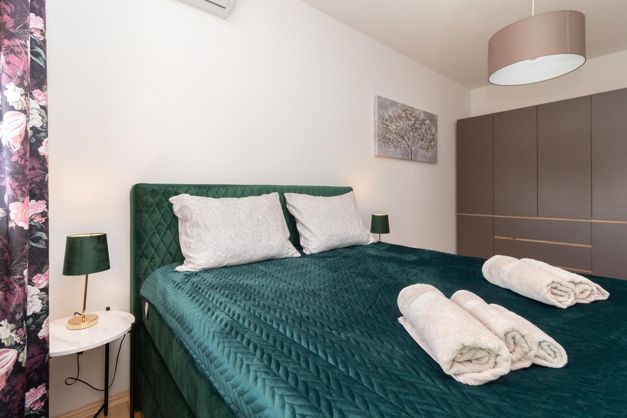 Modern And Spacious Apartment Helena Near The Beach Privlaka  Buitenkant foto